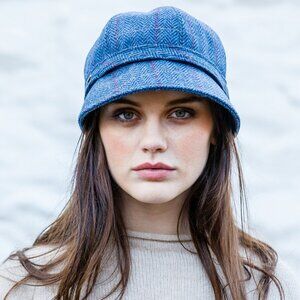 Mucros Weavers Irish Tweed Flapper Cap Blue with Red